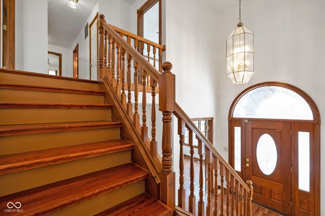 237 Edgewood Court, Pittsboro, IN 46167