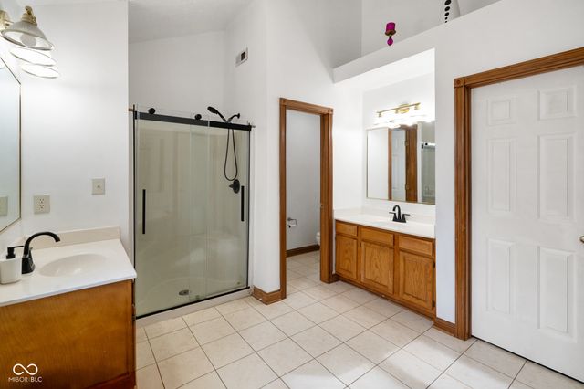 237 Edgewood Court, Pittsboro, IN 46167