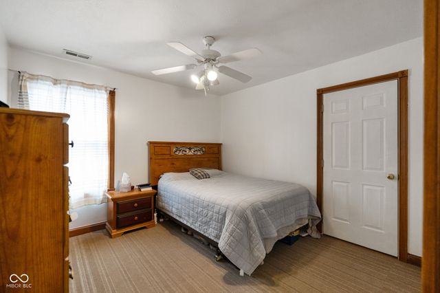 237 Edgewood Court, Pittsboro, IN 46167