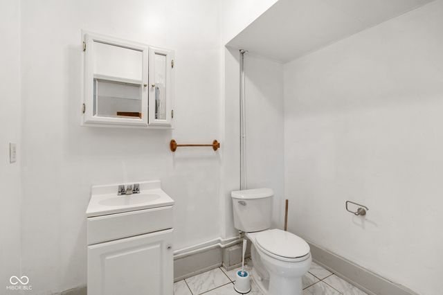 237 Edgewood Court, Pittsboro, IN 46167