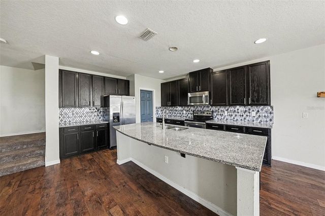 10233 NEWMINSTER LOOP, Ruskin, FL 33573