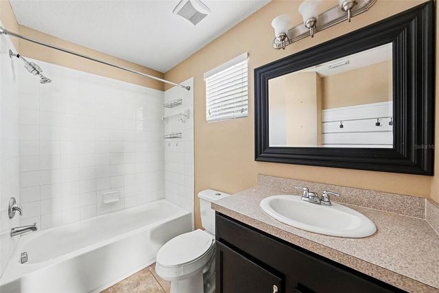 10233 NEWMINSTER LOOP, Ruskin, FL 33573