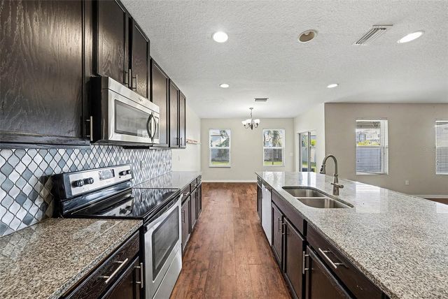 10233 NEWMINSTER LOOP, Ruskin, FL 33573