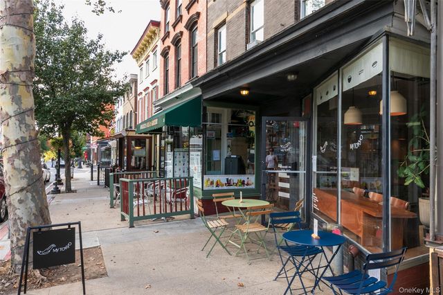 11 Elm Street 2nd Floor, Sleepy Hollow, NY 10591