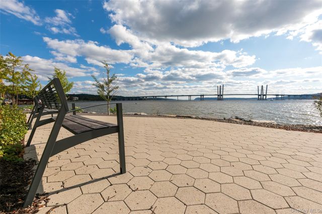 11 Elm Street 2nd Floor, Sleepy Hollow, NY 10591