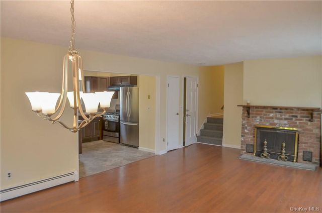 11 Elm Street 2nd Floor, Sleepy Hollow, NY 10591