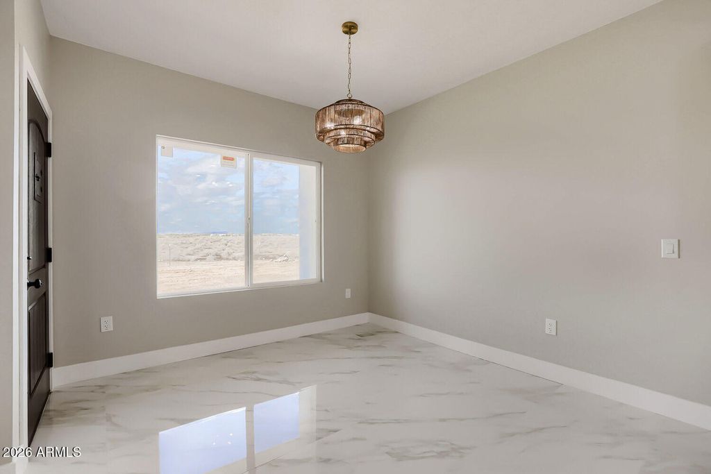 Image 11 of property listing at 38420 W BUCKEYE Road, Tonopah, AZ 85354