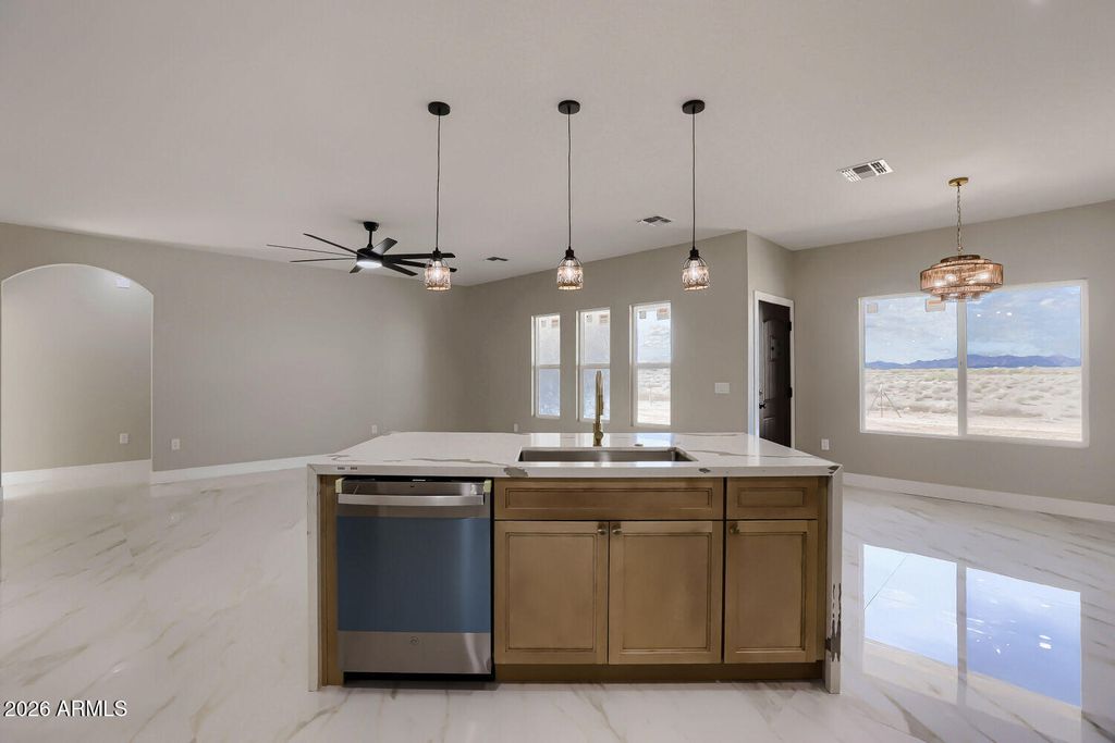 Image 12 of property listing at 38420 W BUCKEYE Road, Tonopah, AZ 85354