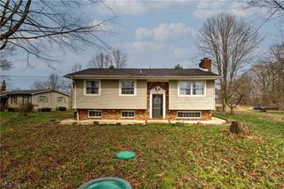 5468 Hoagland Blackstub Road, Cortland, OH 44410