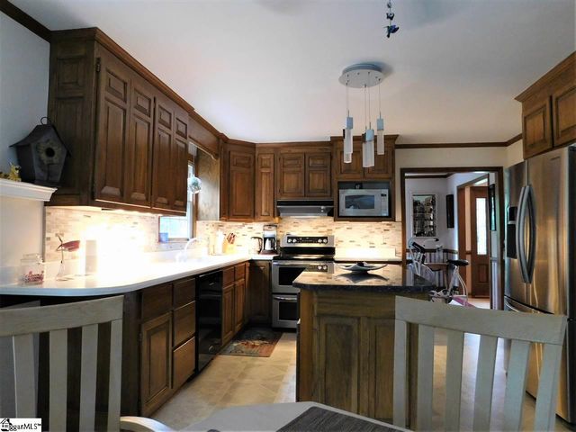 102 Lex Court, Greer, SC 29651