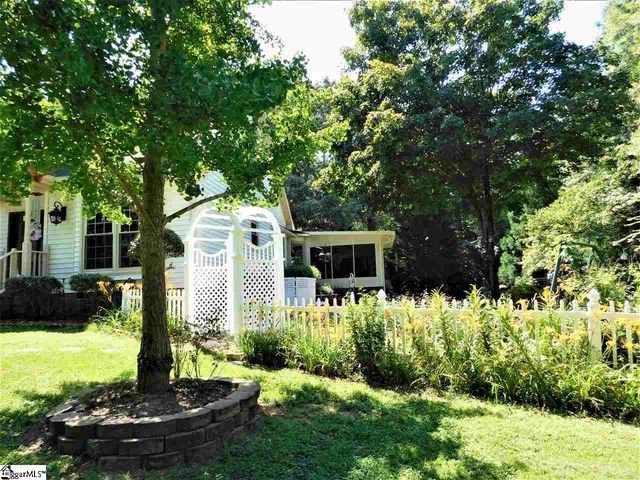 102 Lex Court, Greer, SC 29651