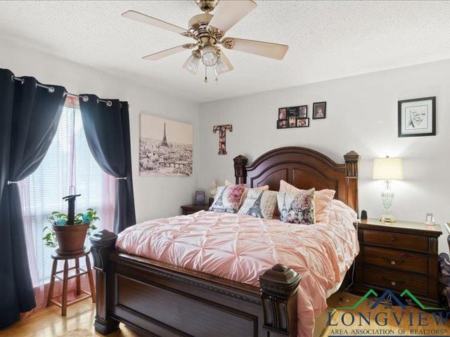 1009 Sequoyah LN, Longview, TX 75605