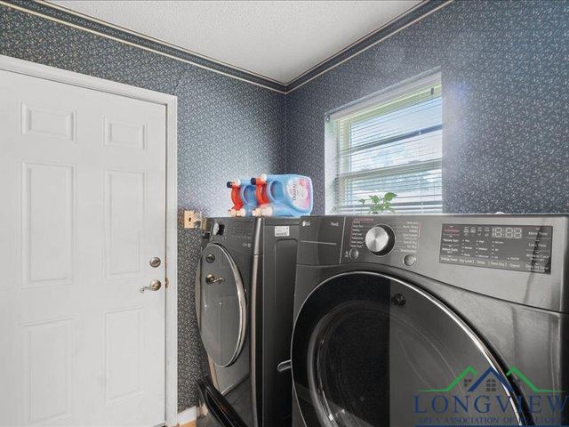 1009 Sequoyah LN, Longview, TX 75605