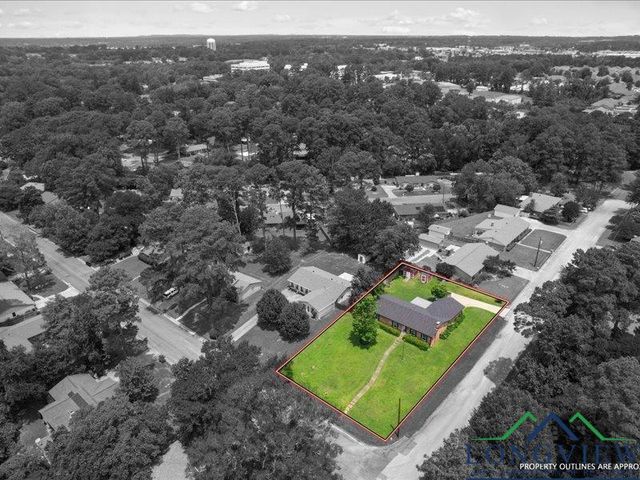 1009 Sequoyah LN, Longview, TX 75605