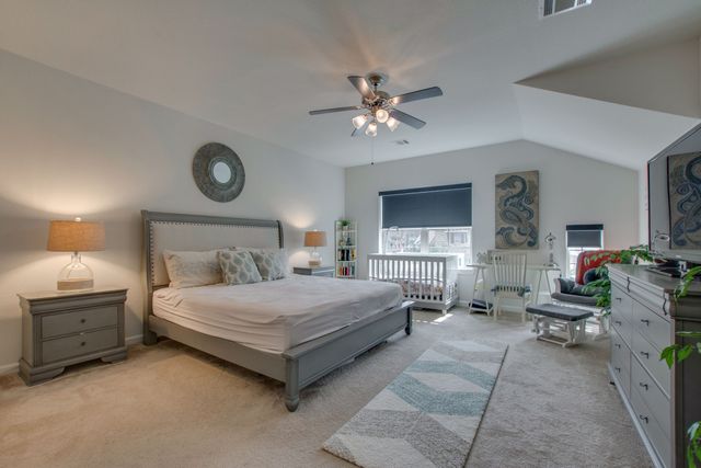 6638 Deleon Street, Irving, TX 75039