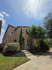 6638 Deleon Street, Irving, TX 75039