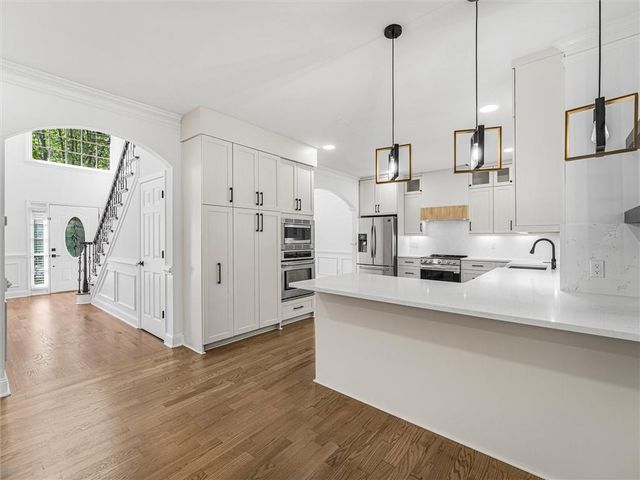 5610 N Hillbrooke Trace, Alpharetta, GA 30005