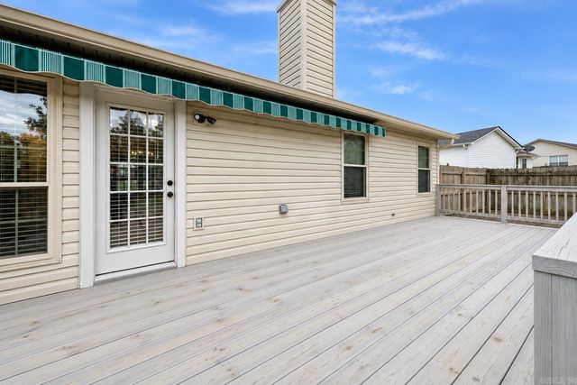 6 Meadow Ridge Loop, Maumelle, AR 72113