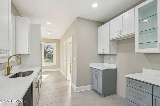 2939 REMINGTON Street, Jacksonville, FL 32205