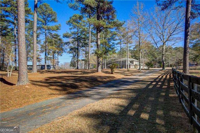 142 Carr Road, Lagrange, GA 30241