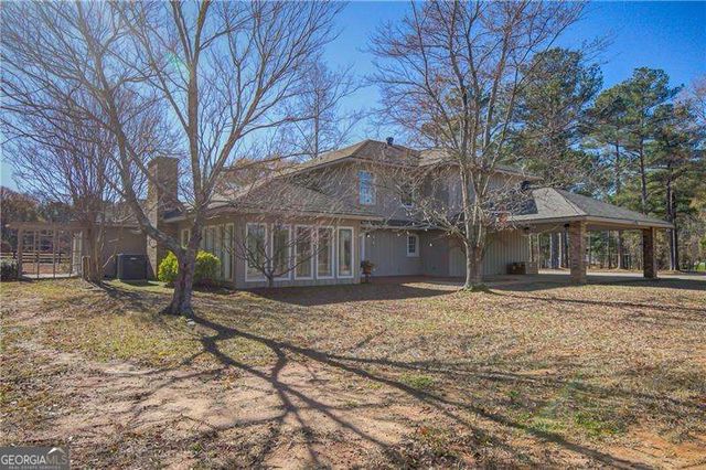 142 Carr Road, Lagrange, GA 30241