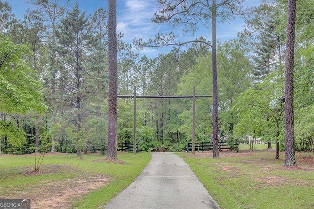 142 Carr Road, Lagrange, GA 30241