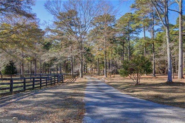 142 Carr Road, Lagrange, GA 30241