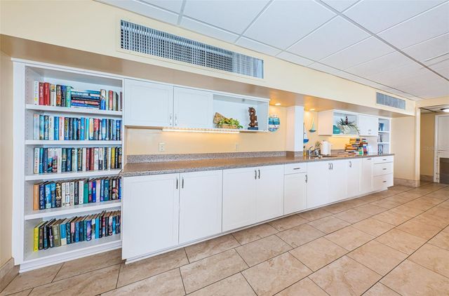 9 HAIG PLACE 312, Dunedin, FL 34698