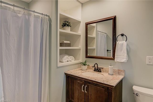 102 Capistrano Drive, Winston-salem, NC 27103