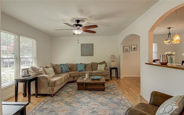 102 Capistrano Drive, Winston-salem, NC 27103