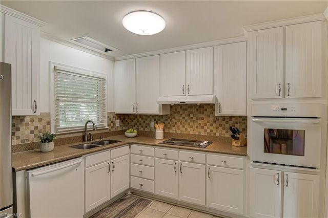 102 Capistrano Drive, Winston-salem, NC 27103