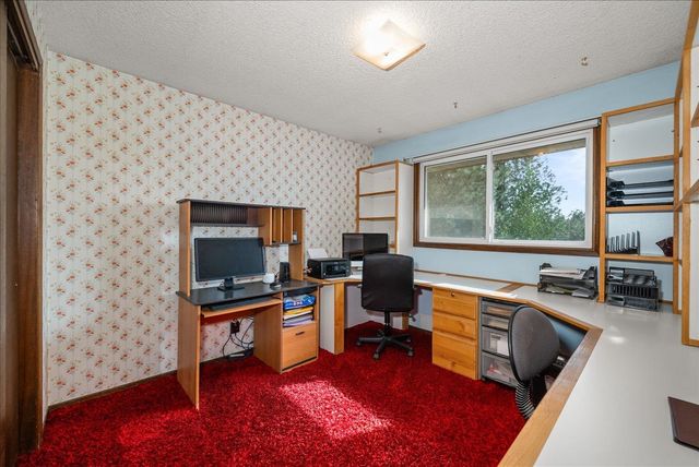 16413 W FOUR MOUND Rd, Nine Mile Falls, WA 99026