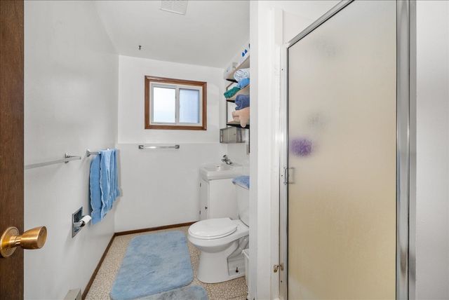 16413 W FOUR MOUND Rd, Nine Mile Falls, WA 99026
