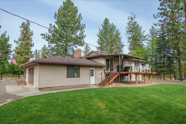 16413 W FOUR MOUND Rd, Nine Mile Falls, WA 99026