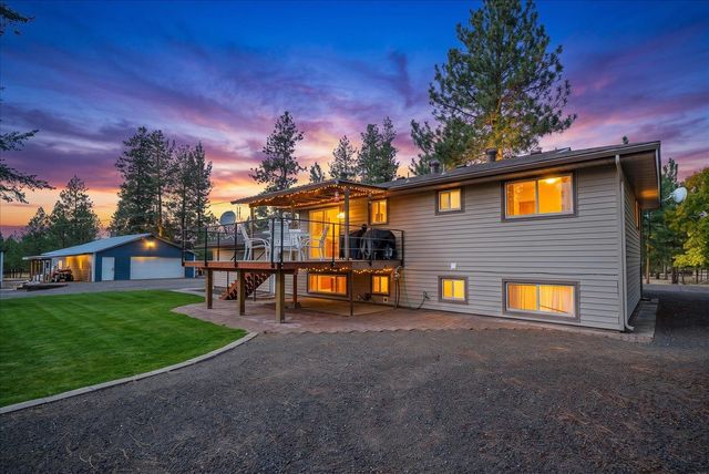 16413 W FOUR MOUND Rd, Nine Mile Falls, WA 99026