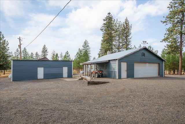 16413 W FOUR MOUND Rd, Nine Mile Falls, WA 99026