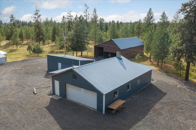 16413 W FOUR MOUND Rd, Nine Mile Falls, WA 99026