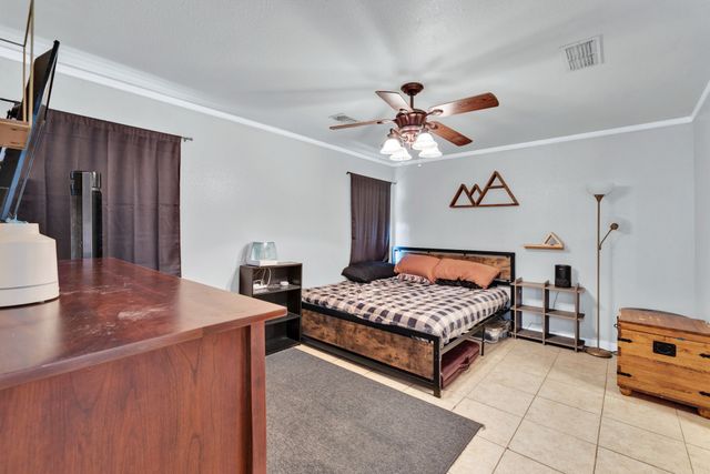 609 Lonestar Park Lane, Ponder, TX 76259