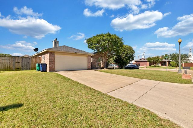 609 Lonestar Park Lane, Ponder, TX 76259