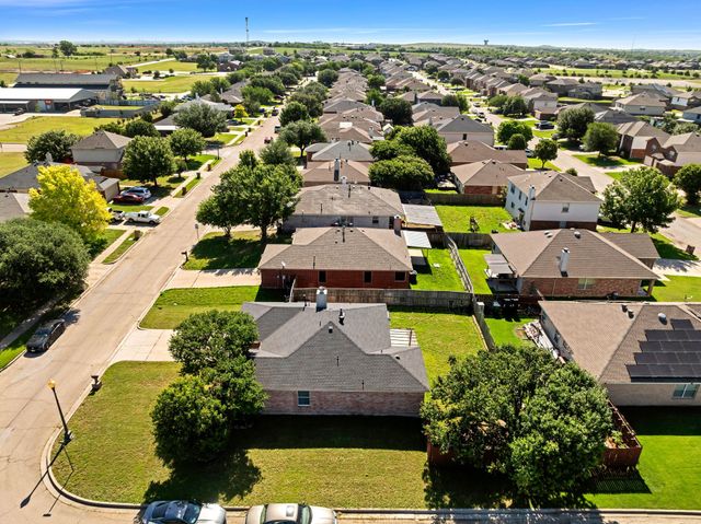609 Lonestar Park Lane, Ponder, TX 76259