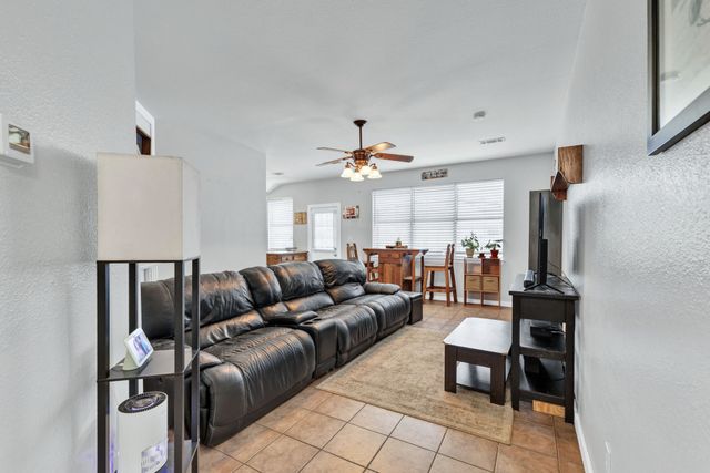 609 Lonestar Park Lane, Ponder, TX 76259
