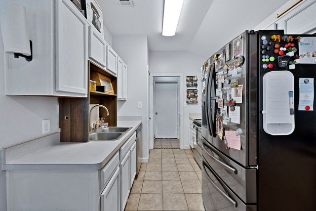 609 Lonestar Park Lane, Ponder, TX 76259