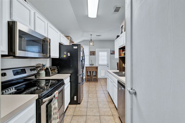 609 Lonestar Park Lane, Ponder, TX 76259