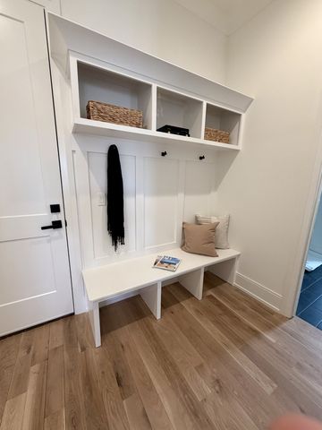 1016 Luxborough Dr, Hendersonville, TN 37075