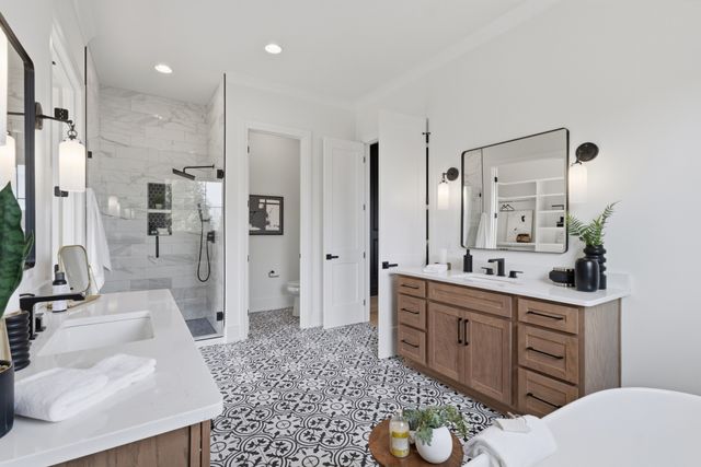 1016 Luxborough Dr, Hendersonville, TN 37075