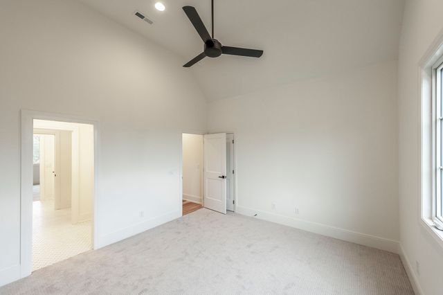 1016 Luxborough Dr, Hendersonville, TN 37075