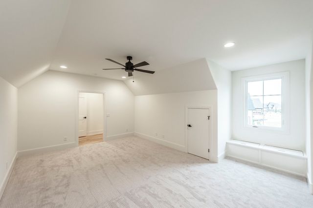 1016 Luxborough Dr, Hendersonville, TN 37075