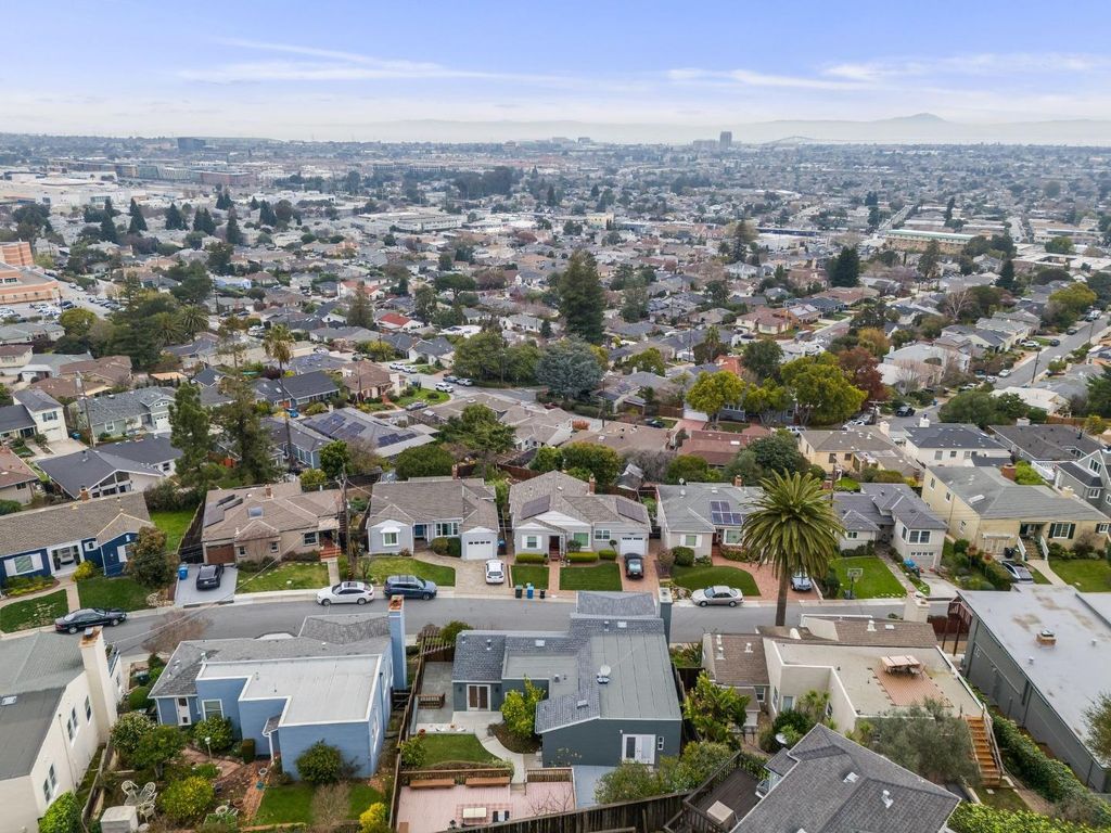 4030 Bayview Avenue, San Mateo, CA 94403
