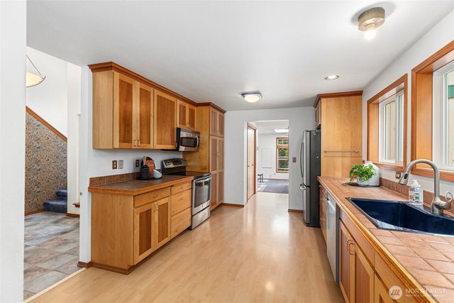 7021 81st Ave Court NW, Gig Harbor, WA 98335