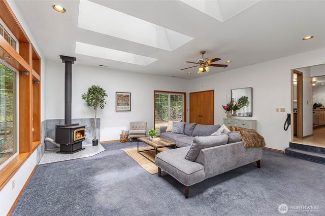 7021 81st Ave Court NW, Gig Harbor, WA 98335